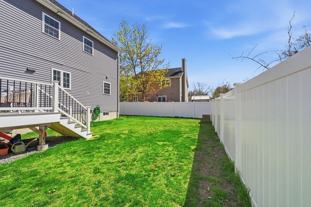 12 Bell Rd, Tewksbury, MA 01876