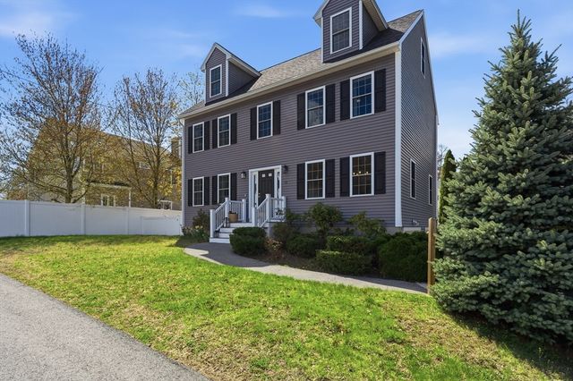 12 Bell Rd, Tewksbury, MA 01876