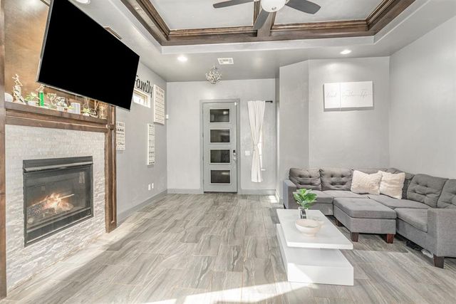 15304 Deer Valley Trail, Edmond, OK 73013