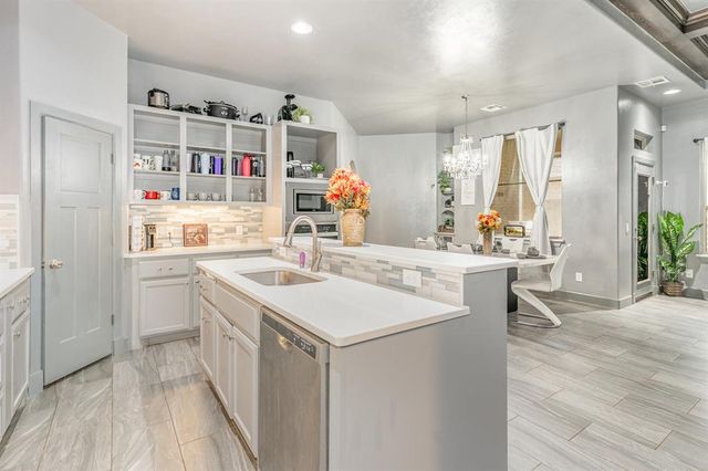 15304 Deer Valley Trail, Edmond, OK 73013