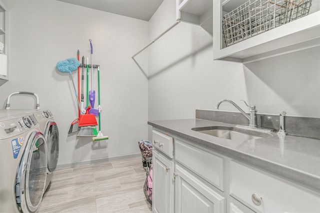 15304 Deer Valley Trail, Edmond, OK 73013