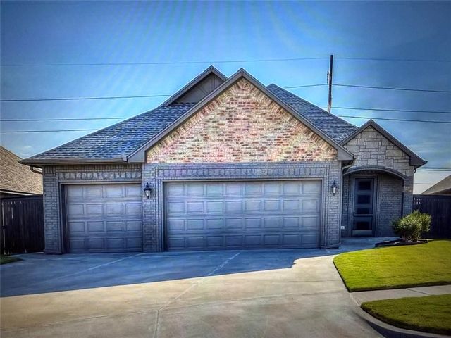15304 Deer Valley Trail, Edmond, OK 73013