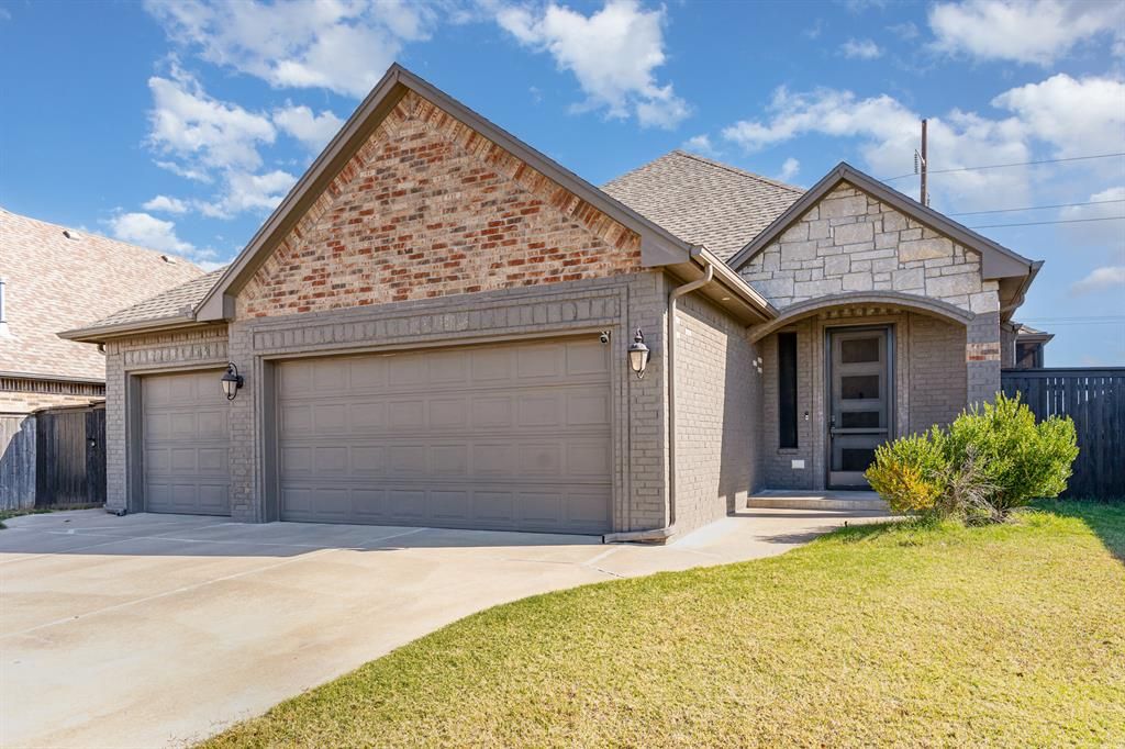 15304 Deer Valley Trail, Edmond, OK 73013