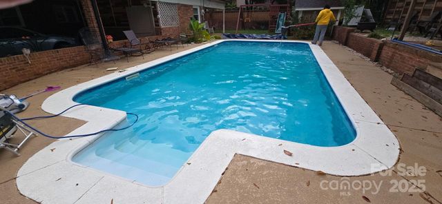 1339 Carmen Lane, Gastonia, NC 28054