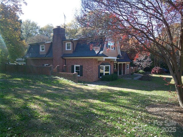 1339 Carmen Lane, Gastonia, NC 28054