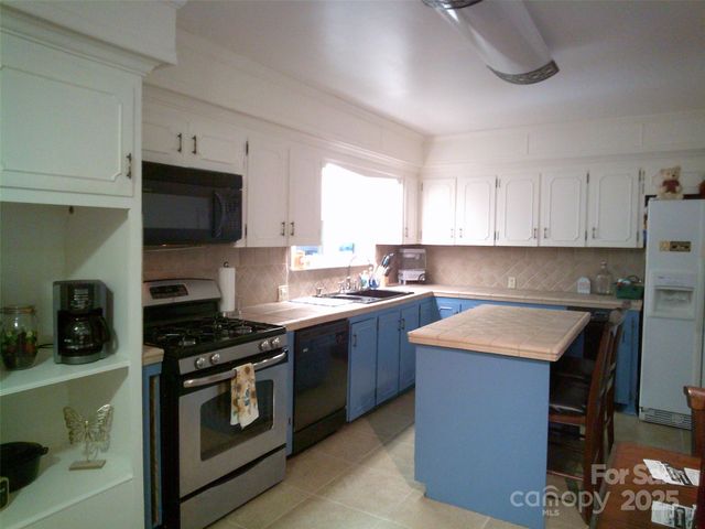 1339 Carmen Lane, Gastonia, NC 28054