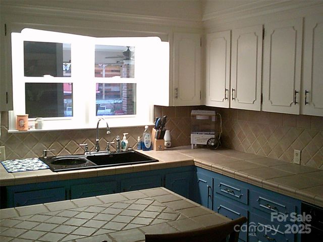 1339 Carmen Lane, Gastonia, NC 28054