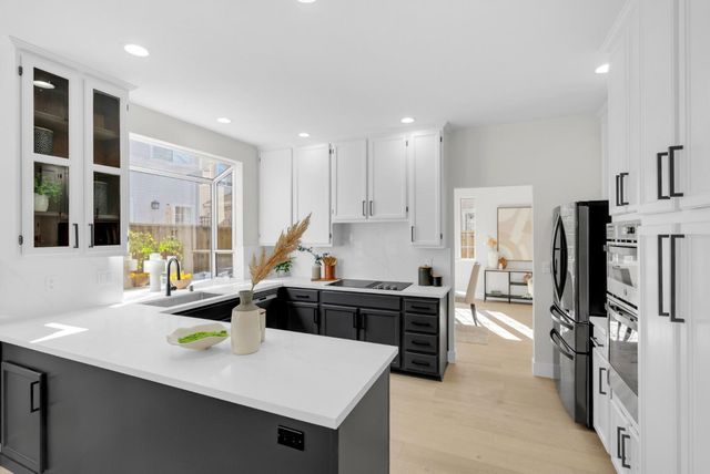 814 Schooner Bay Drive, Redwood City, CA 94065