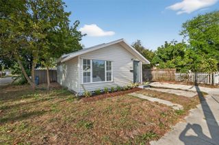1777 28TH AVENUE N, St Petersburg, FL 33713