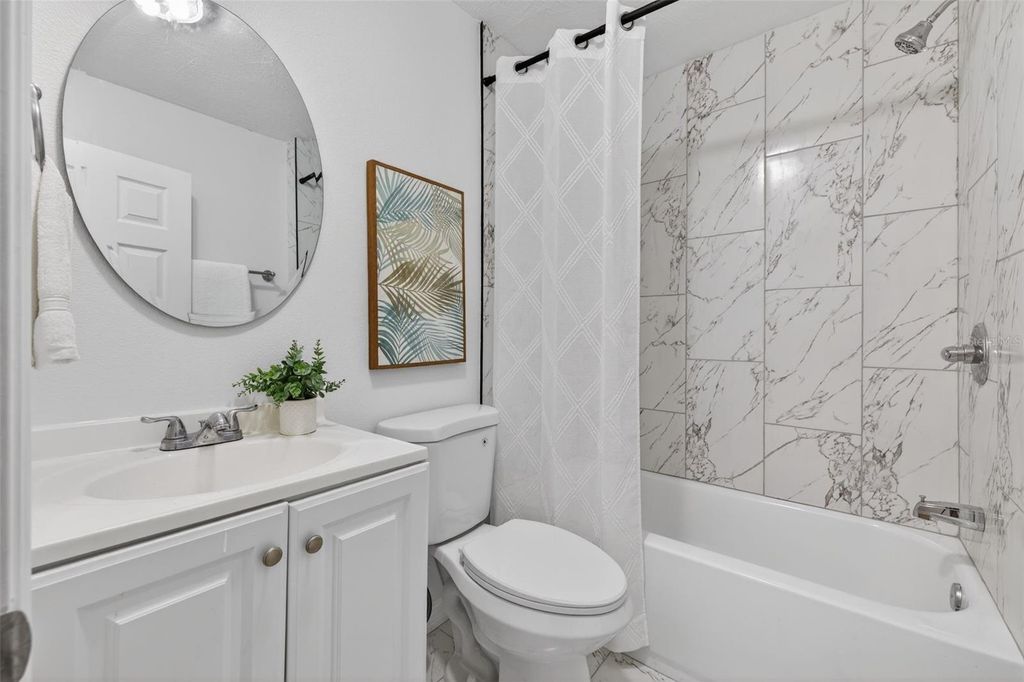 Image 16 of property listing at 1777 28TH AVENUE N, St Petersburg, FL 33713