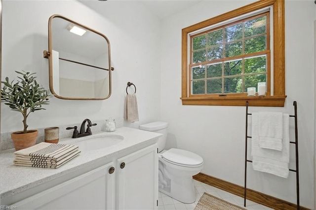 6657 Branch RD, Hayes, VA 23072