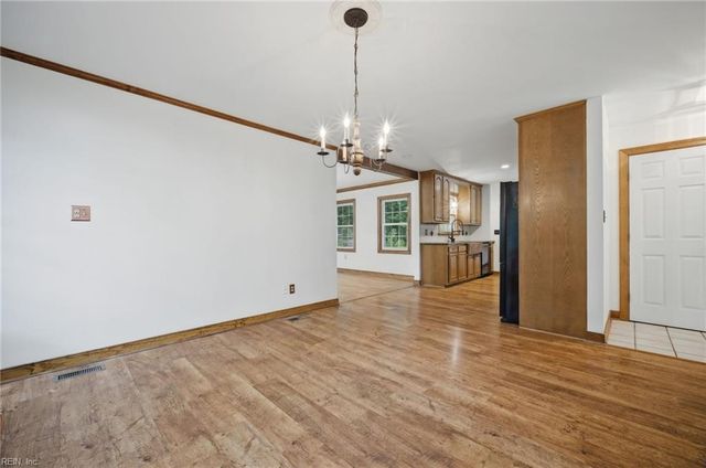 6657 Branch RD, Hayes, VA 23072