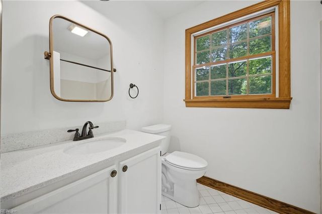 6657 Branch RD, Hayes, VA 23072
