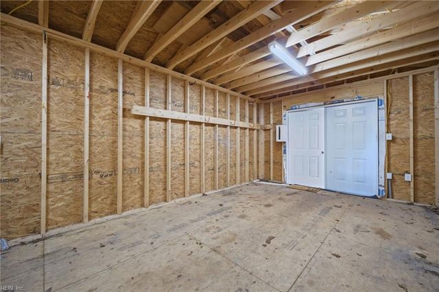 6657 Branch RD, Hayes, VA 23072