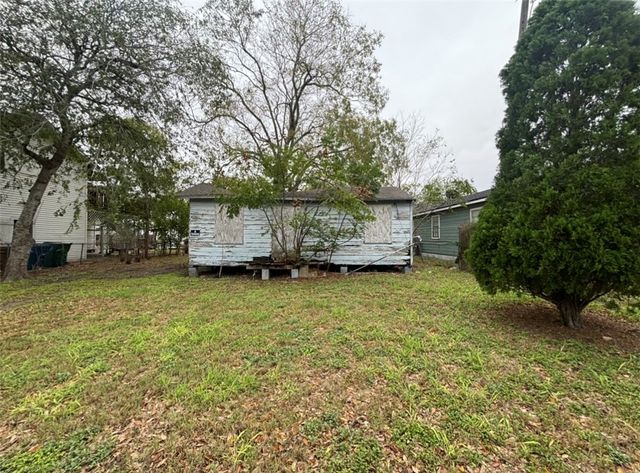 1017 National Dr, Corpus Christi, TX 78416