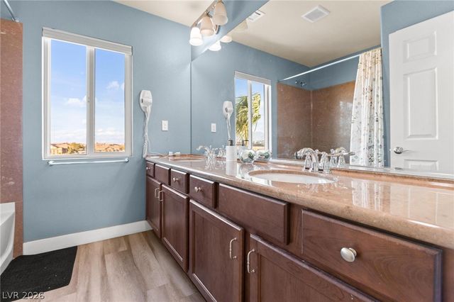 8508 Silver Coast Street, Las Vegas, NV 89139