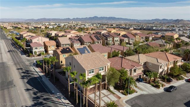 8508 Silver Coast Street, Las Vegas, NV 89139