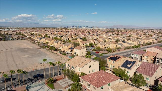 8508 Silver Coast Street, Las Vegas, NV 89139