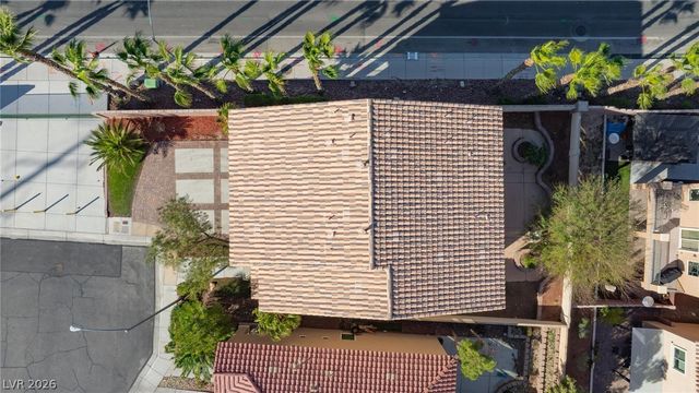 8508 Silver Coast Street, Las Vegas, NV 89139