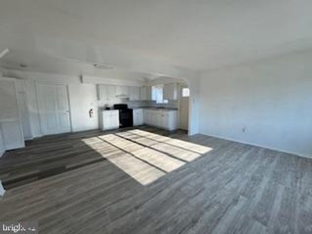 14 SCAMMELL DR, Browns Mills, NJ 08015