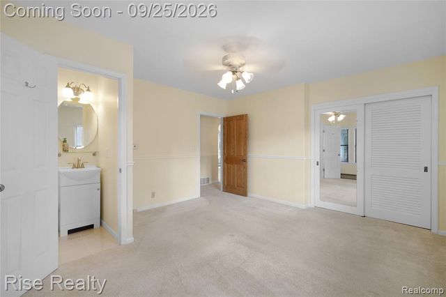 6130 Richfield Road, Flint, MI 48506