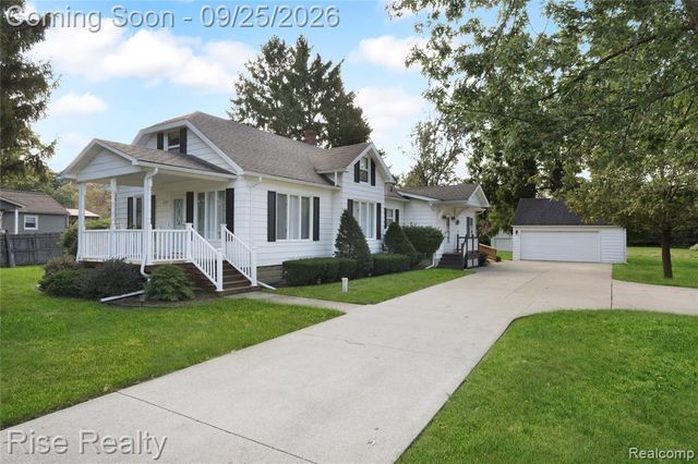6130 Richfield Road, Flint, MI 48506