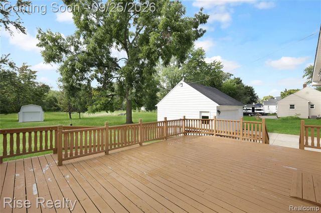 6130 Richfield Road, Flint, MI 48506