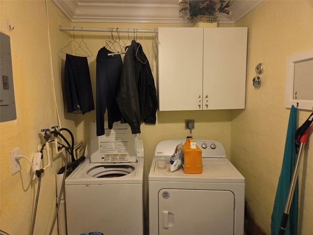 9604 NW 67th Ct, Tamarac, FL 33321