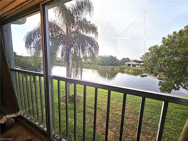 6824 Sandtrap DR 3, Fort Myers, FL 33919
