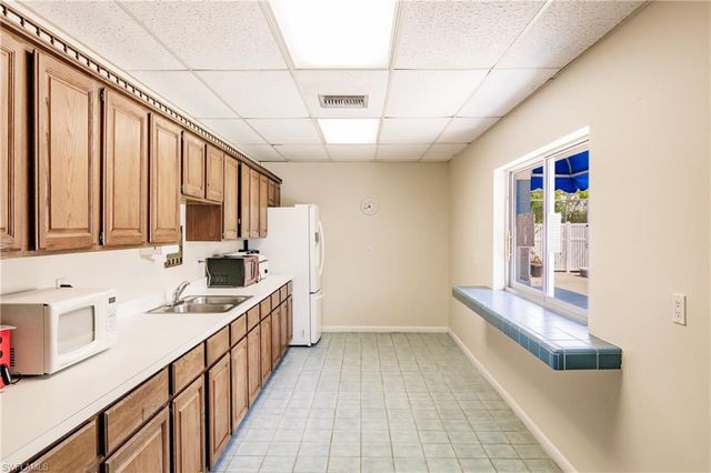 6824 Sandtrap DR 3, Fort Myers, FL 33919