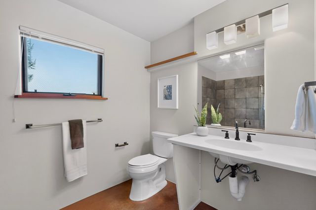 3 Calle Las Casas, Santa Fe, NM 87507