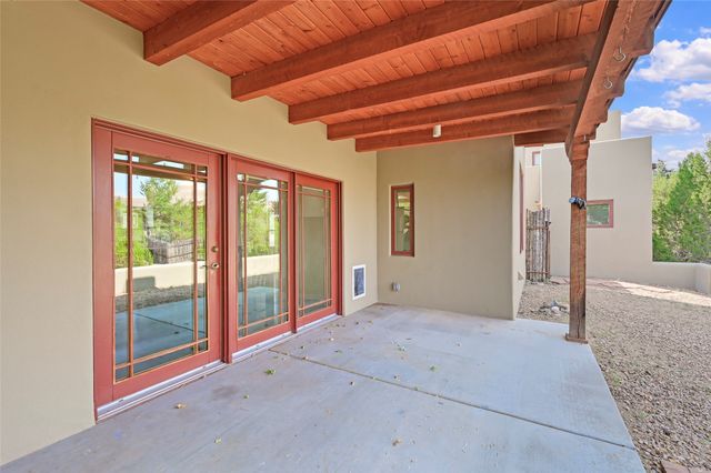 3 Calle Las Casas, Santa Fe, NM 87507