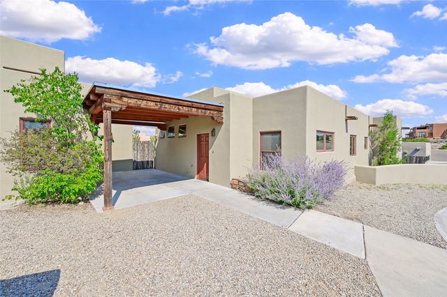 3 Calle Las Casas, Santa Fe, NM 87507