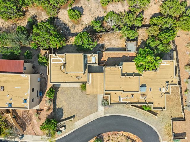 3 Calle Las Casas, Santa Fe, NM 87507