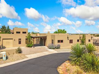3 Calle Las Casas, Santa Fe, NM 87507