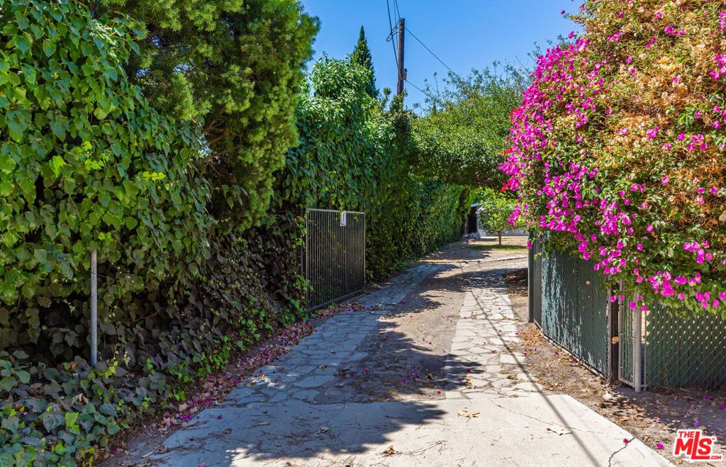 6225 Bonsall Drive, Malibu, CA 90265 — photo 2