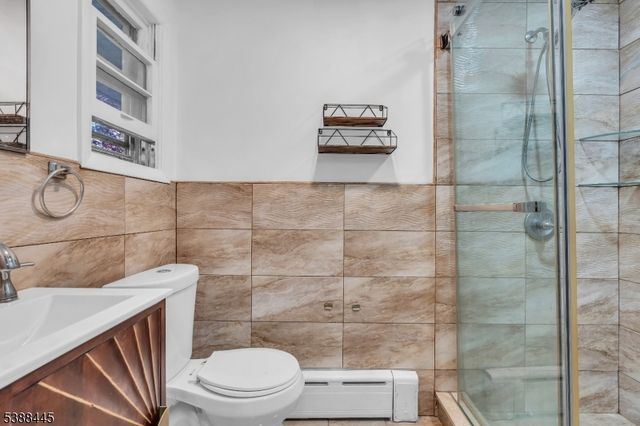 585 Noe Ave, Woodbridge Twp., NJ 07095