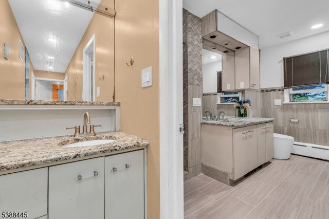 585 Noe Ave, Woodbridge Twp., NJ 07095