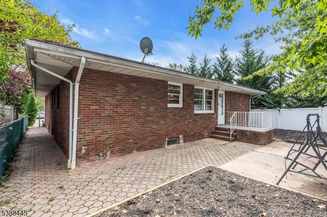 585 Noe Ave, Woodbridge Twp., NJ 07095