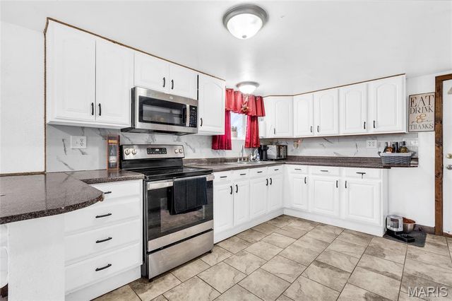 311 Friendship Lane, New Haven, MO 63068