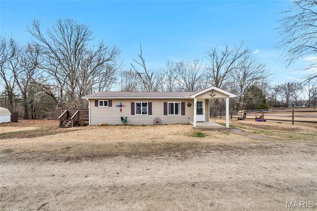 311 Friendship Lane, New Haven, MO 63068