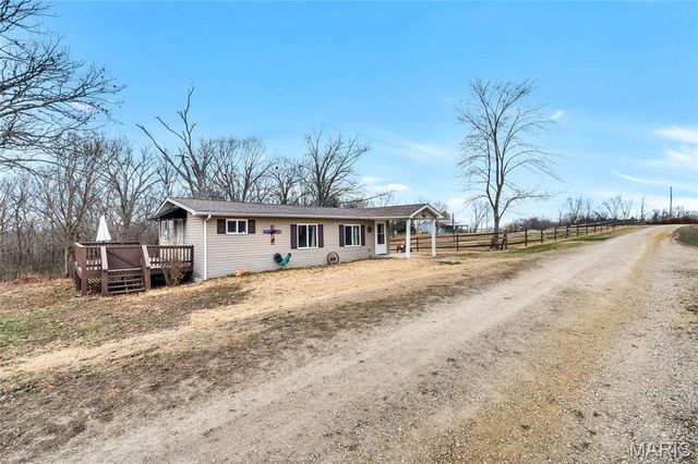 311 Friendship Lane, New Haven, MO 63068