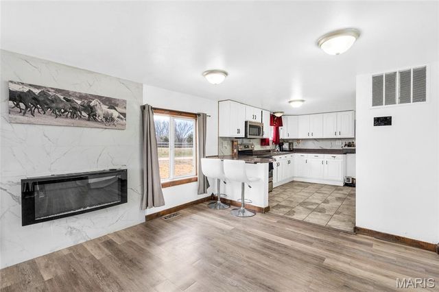 311 Friendship Lane, New Haven, MO 63068