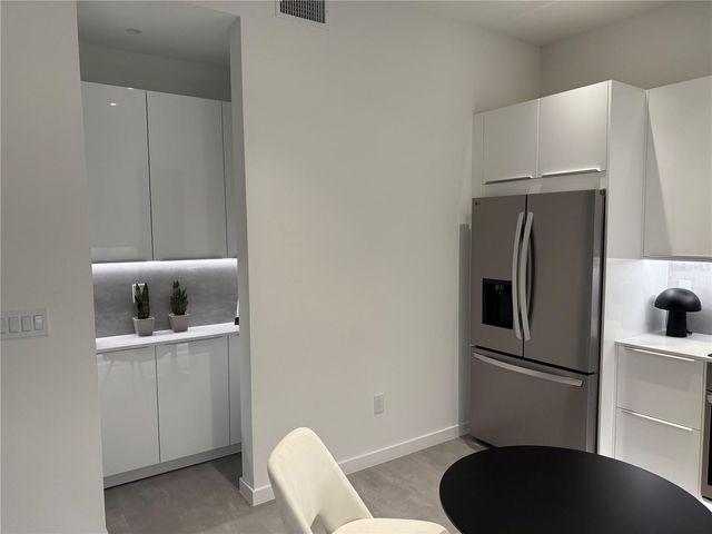 2306 VALENCIA DRIVE, Sarasota, FL 34239