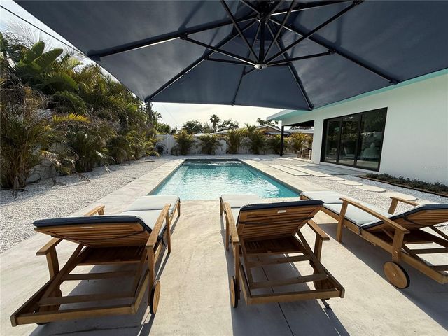 2306 VALENCIA DRIVE, Sarasota, FL 34239