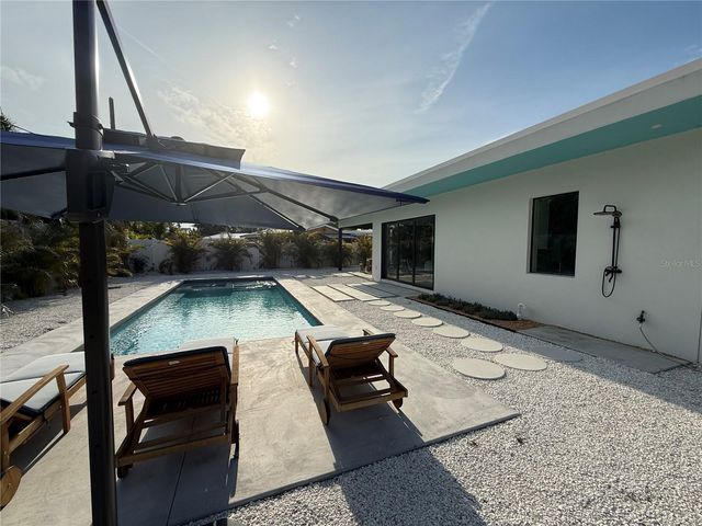 2306 VALENCIA DRIVE, Sarasota, FL 34239