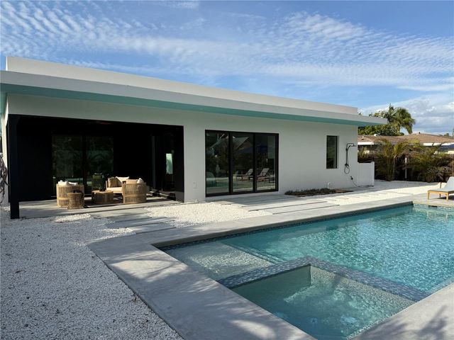 2306 VALENCIA DRIVE, Sarasota, FL 34239