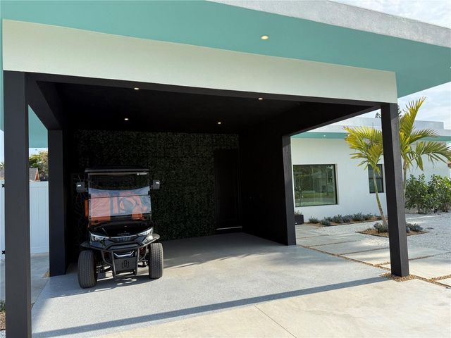 2306 VALENCIA DRIVE, Sarasota, FL 34239