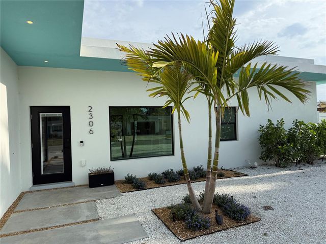 2306 VALENCIA DRIVE, Sarasota, FL 34239