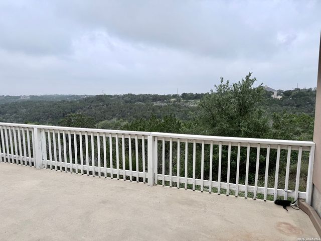 180 County Road 2750, Mico, TX 78056